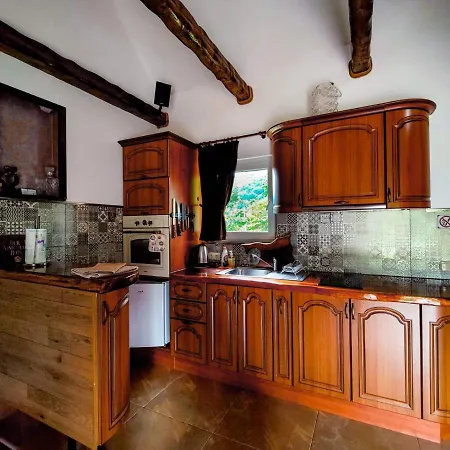 Villa Perule - Handmade Cozy Wooden In The Rhodope Mountain