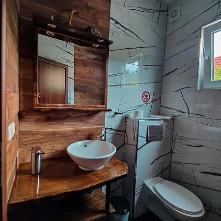 перуле Perule - Handmade Cozy Wooden In The Rhodope Mountain Вилла